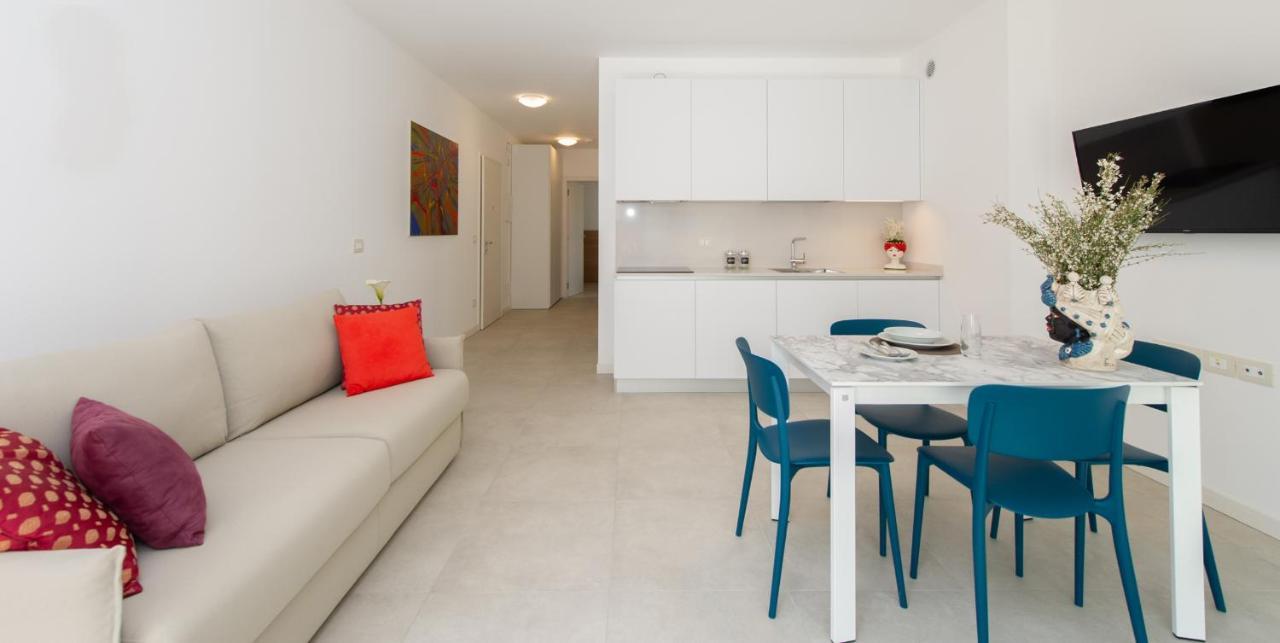 Ariston Teatro Luxury Aparthotel Grado Extérieur photo